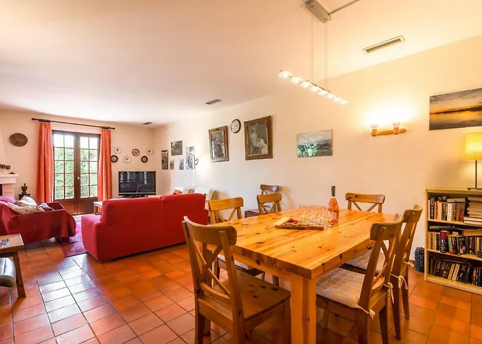In With Pool & Views Vila Beaufort (Herault)